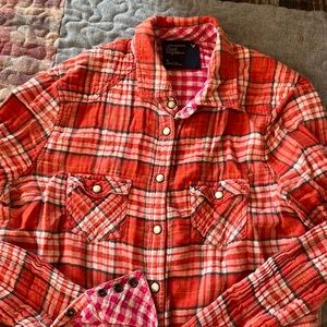 Fully lined plaid Pearl snap shirt